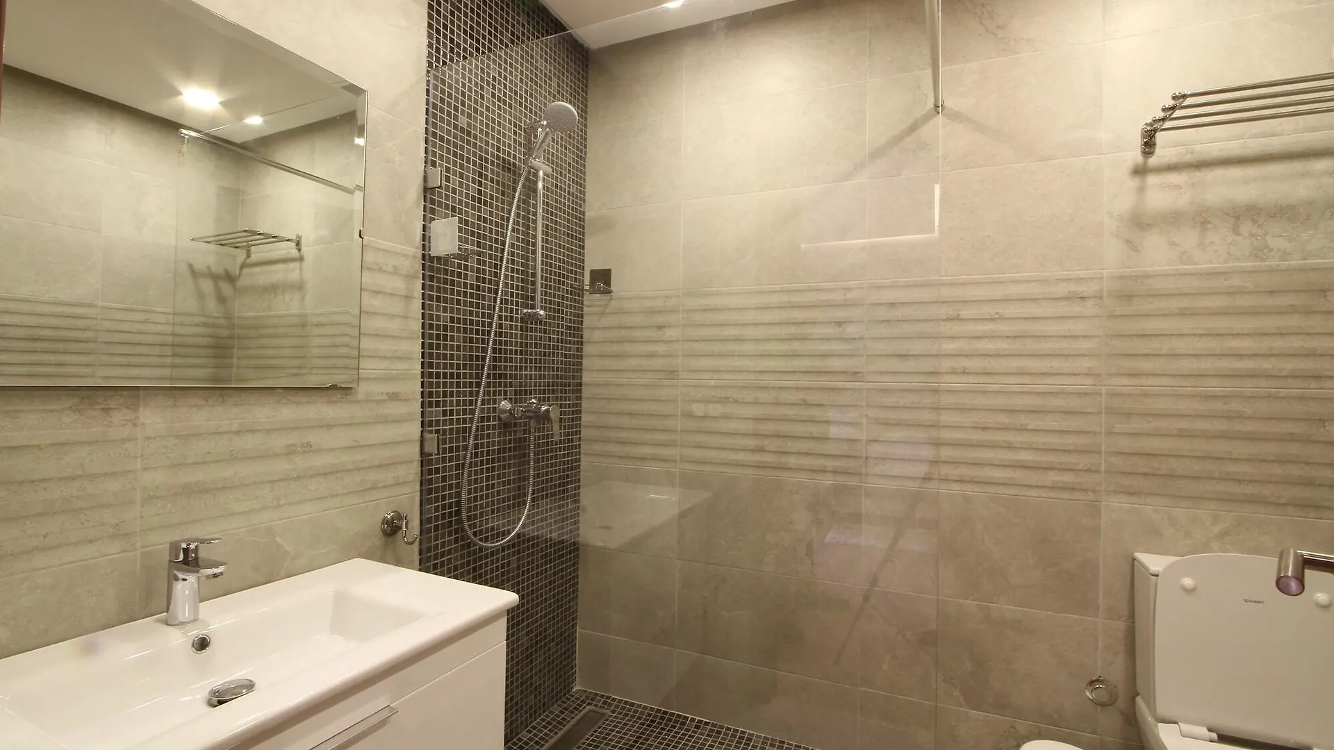 Hotel Myloft Anfa الدار البيضاء 4*, الدار البيضاء