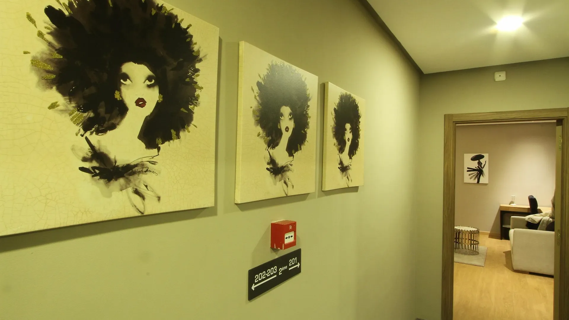 Hotel Myloft Anfa الدار البيضاء